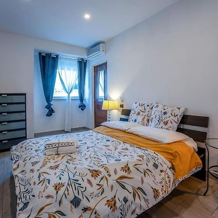 Appartamento Borgo Antico Paruzzaro Buitenkant foto